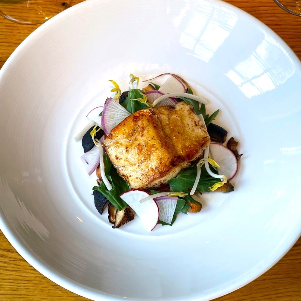 Catch a piece of this grouper! Served with spring vegetables including carrots and purple daikon radish, roasted shiitake mushrooms, Mizuna, and a table side served Pho broth<br/>
<br/>
<br/>
<br/>
#eatlocal #localfish #chseats #southofbroad #grouper #charleston #broadstreet #wineanddine #spring #sustainableseafood